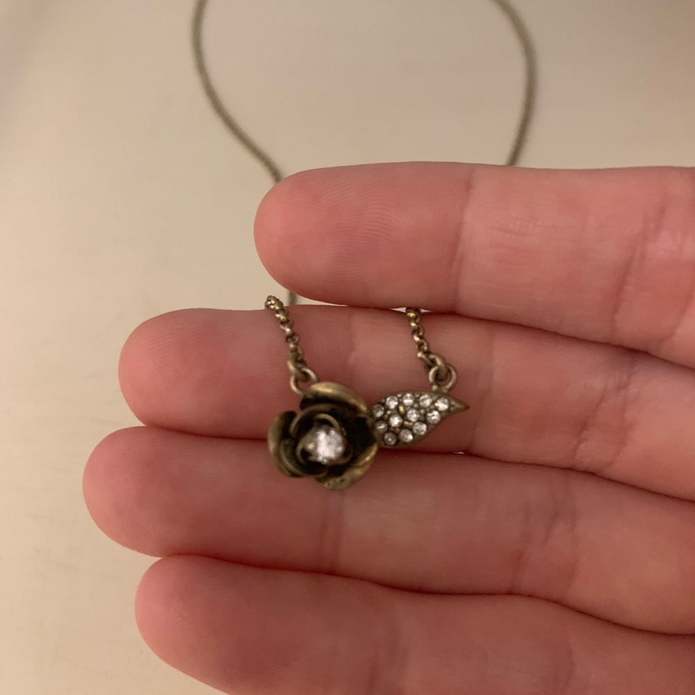 Juicy Couture Rose Necklace Gold